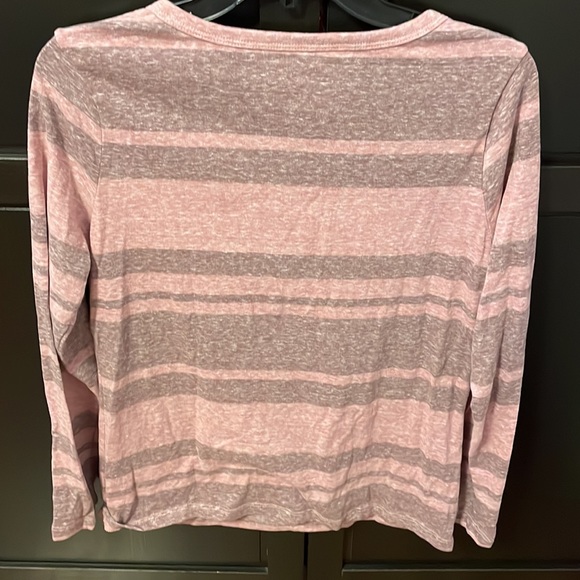 NEW Womens long sleeve shirt Time and tru. Size medium. - Picture 4 of 5